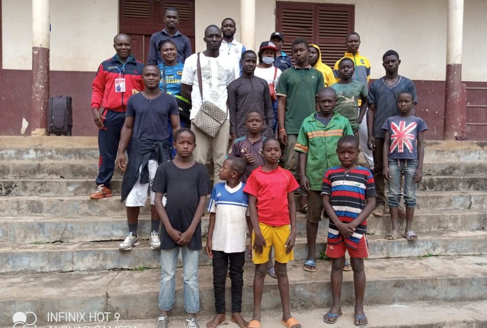 LA FONDATION OLYMPIA JUJITSU CAMEROUN (FOJCAM) sensibilise les jeunes du CAMB ( centre d’accueil des mineurs de Bertoua).