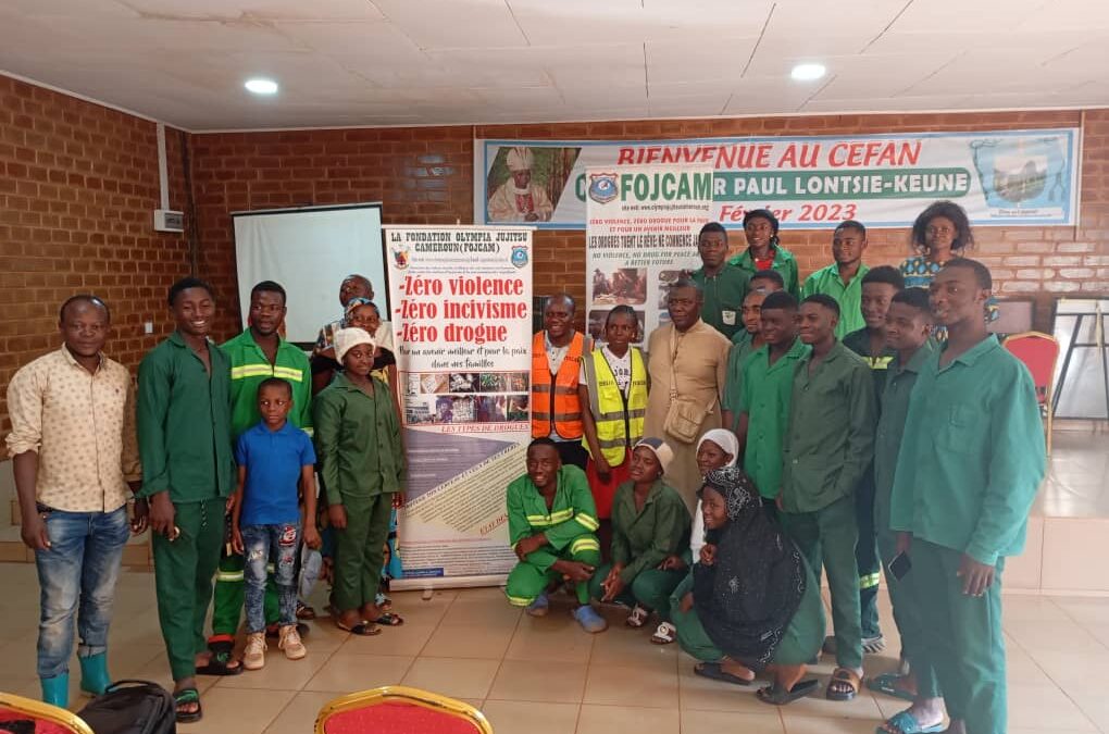 DIOCÈSE DE BAFOUSSAM : Les drogues et stupéfiants, tueurs de rêves de la jeunesse ; le CEFAN de Foumban et la FOJCAM unissent les efforts..